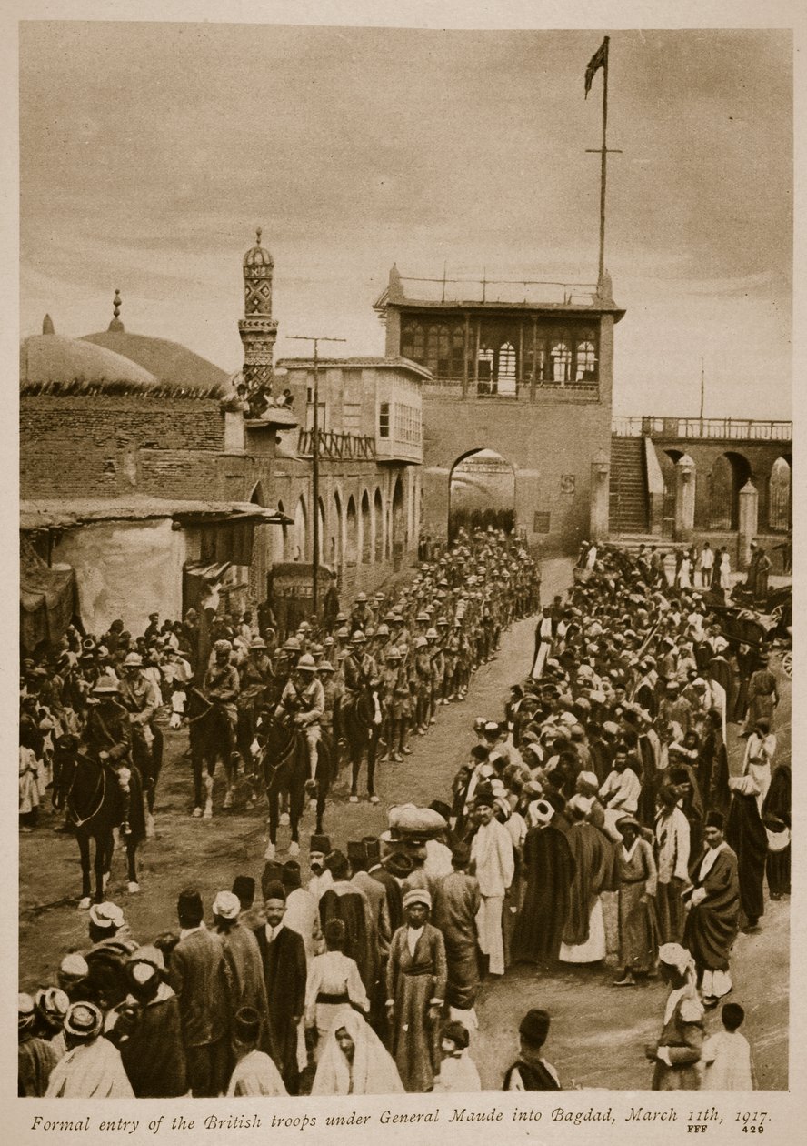Entrada formal de las tropas británicas bajo el mando del General Maude en Bagdad, 11 de marzo de 1917 de English School