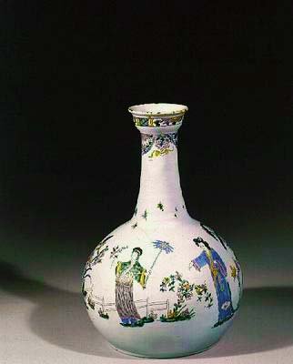 Botella de agua de Liverpool con decoración esmaltada de chinoiserie, c.1750 de English School