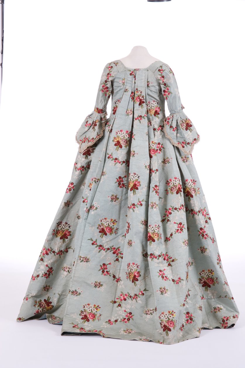 Vista trasera de un vestido de saco, 1760s de English School