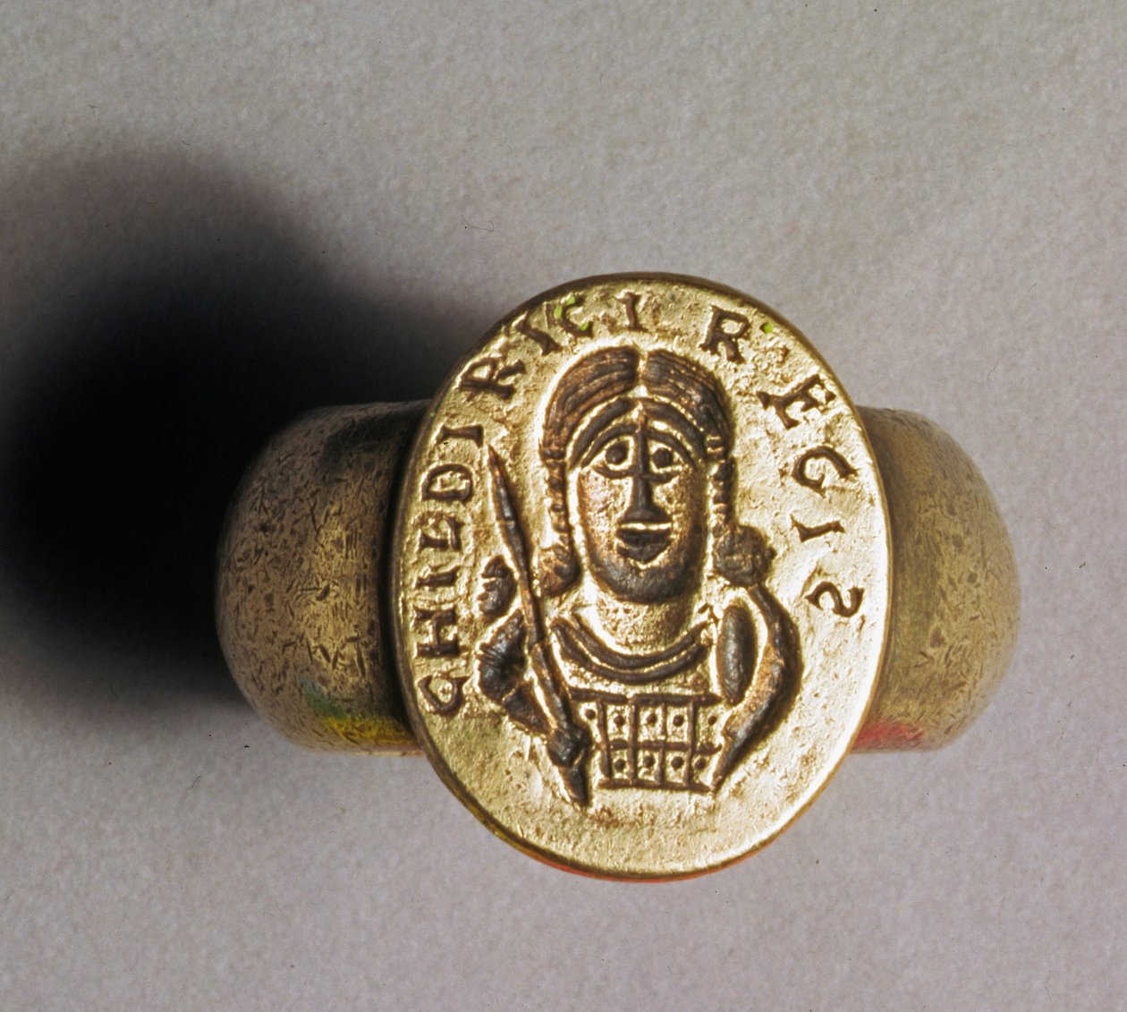 Réplica electrotipada del anillo de Childeric, 1831 de English School