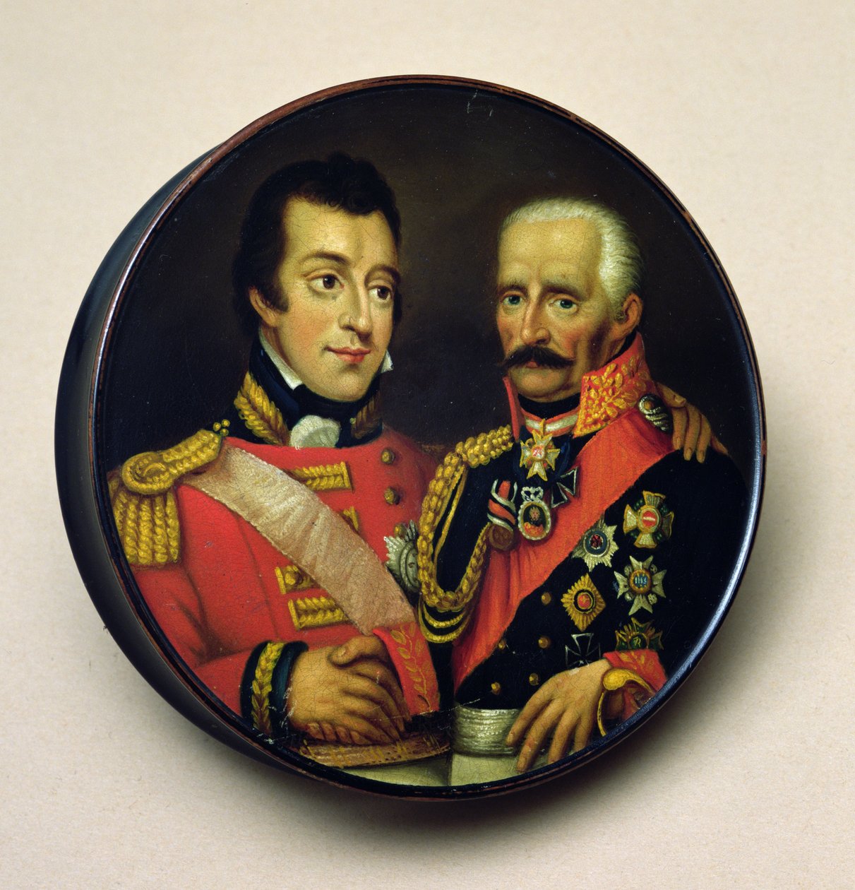 Caja de rapé con retratos de Arthur Wellesley (1769-1852) Duque de Wellington y Gebbard Leberecht (1742-1819) Mariscal de Campo, Príncipe von Blucher de English School