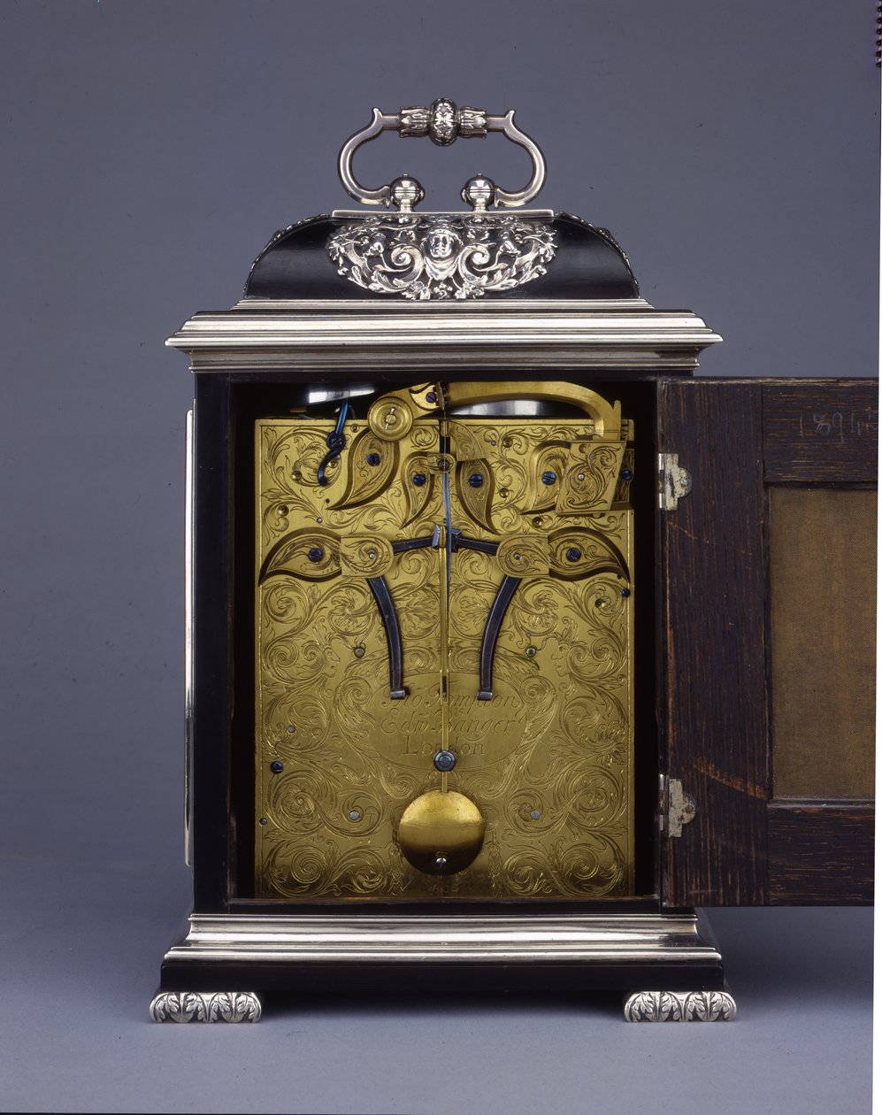 El Barnard Tompion, Tompion y Banger, Londres, No. 460, reloj de repisa con sonería, c.1708 de English School