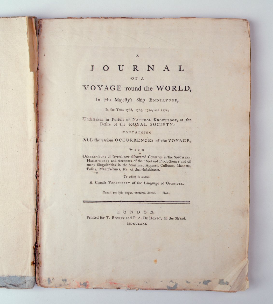 Portada de Un Diario de un Viaje Alrededor del Mundo en el Barco de Su Majestad Endeavour en los Años 1768, 1779, 1770 y 1771, publicado en Londres, 1771 de English School