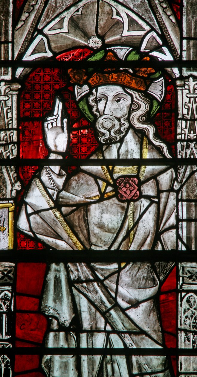 Ventana representando a Dios de la Coronación de la Virgen de English School