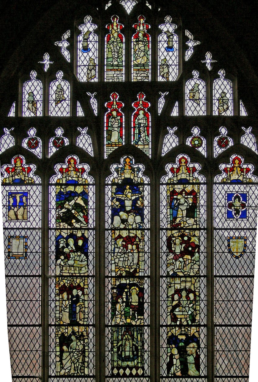 Ventana Ww que representa fragmentos y paneles reensamblados por Eric Milner-White 1955-57 de English School