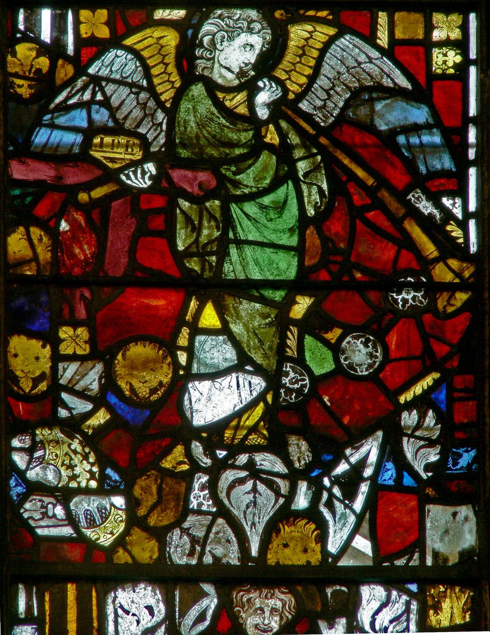 Ventana n-3 que representa a un ángel del Juicio Final de English School