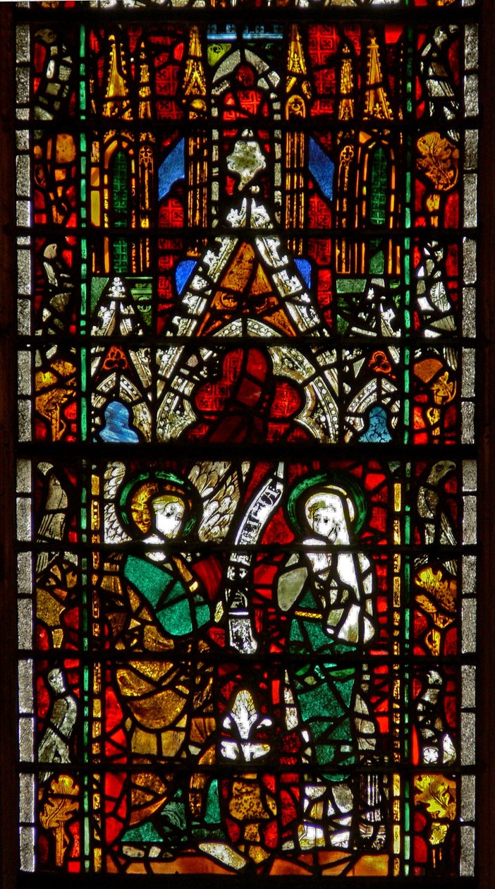 Ventana w27 que representa la Anunciación de English School