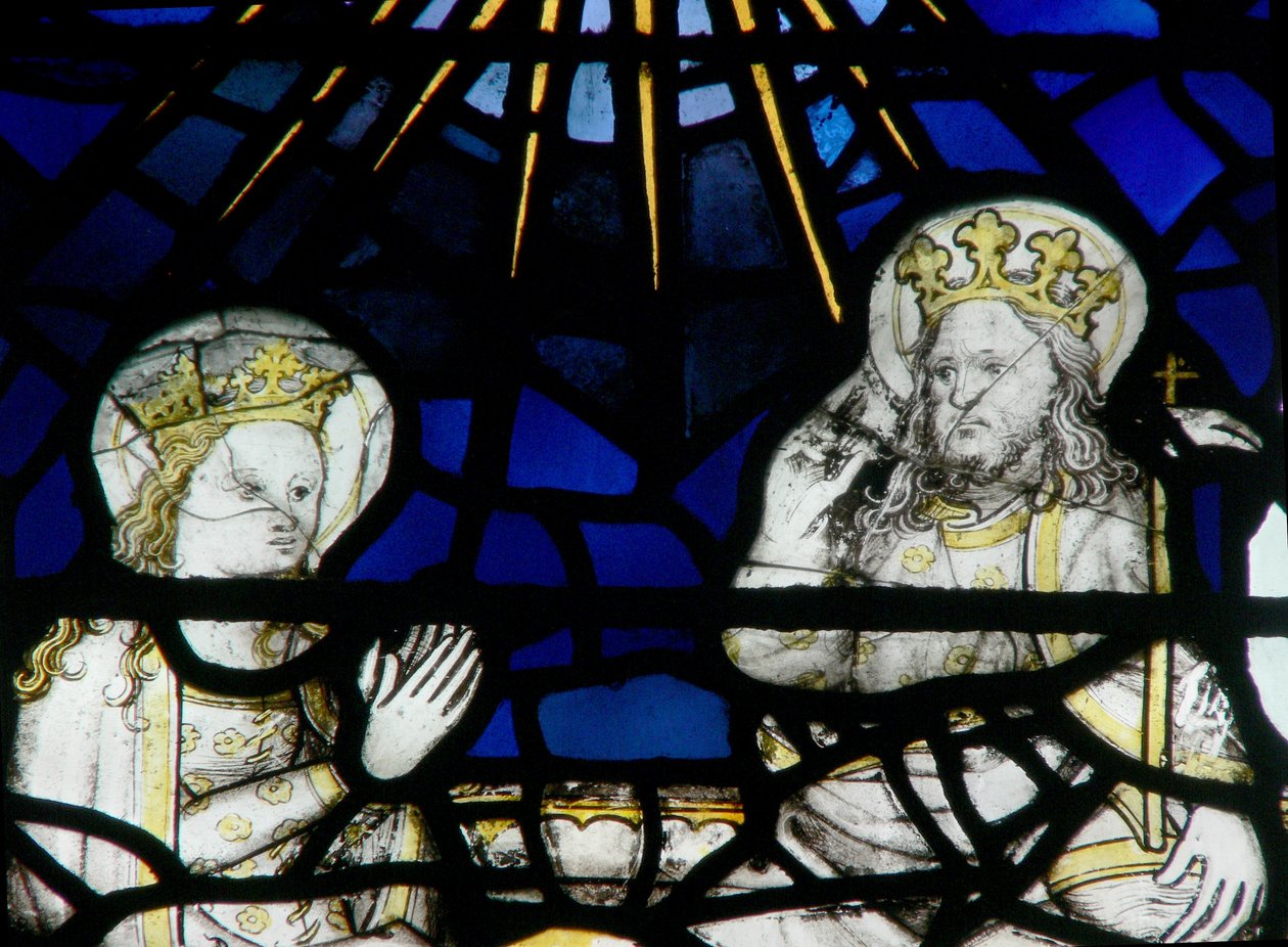 Ventana w2 que representa la Coronación de la Virgen de English School