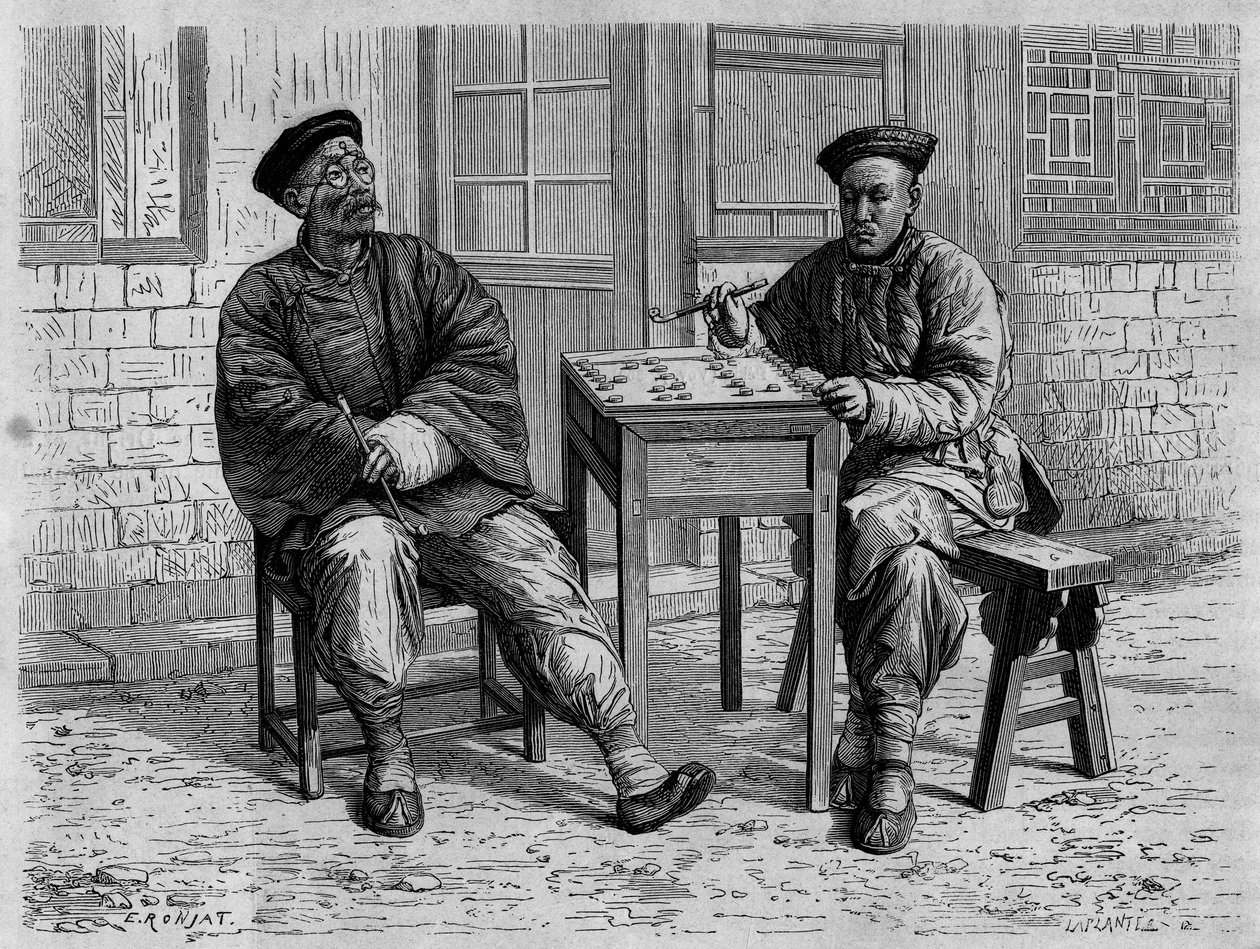 Jugadores de Go en las calles de Pekín (Beijing) en el siglo XIX. Grabado según un dibujo de Ronjat, según una fotografía del Doctor Morache, en "Le Tour du Monde, Nouveau journal des Voyages", editado por Edouard Charton, París de Etienne Antoine Eugene Ronjat