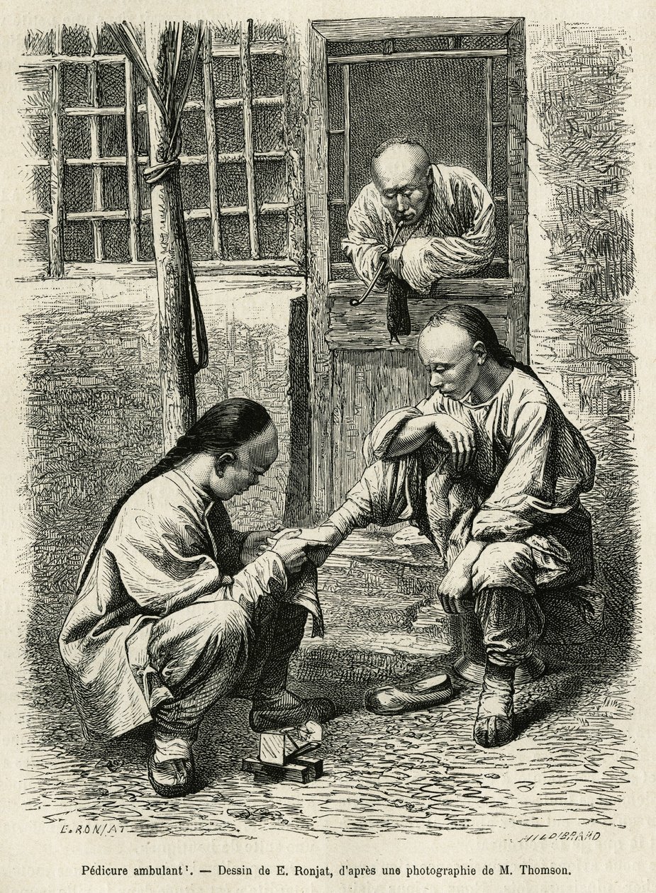 El pedicuro ambulante, una escena común de la vida cotidiana en las ciudades chinas. Grabado según el dibujo de E.Ronjat, para ilustrar el viaje a Pekín y el norte de China, por T.Choutze, en 1873, publicado en Le tour du monde, 1876, editado por Edouard C de Etienne Antoine Eugene Ronjat