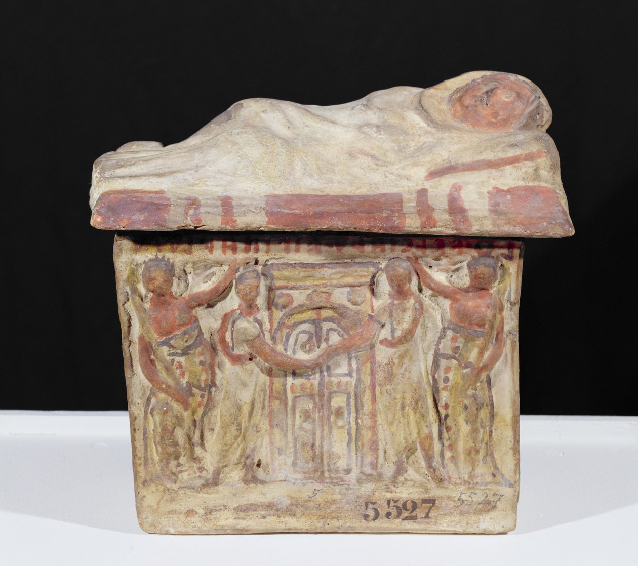 Urna cineraria etrusca, principios del siglo I a.C. de Etruscan