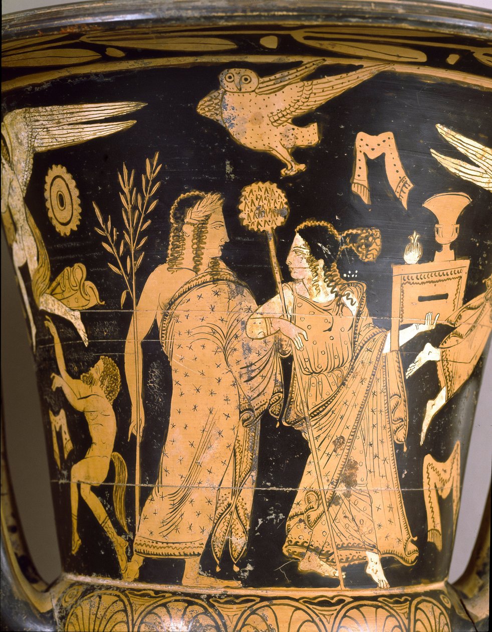 Antigüedad etrusca: crátera de campana que representa la destrucción de Troya: detalle que representa a Dionisio y Ariadna. De Falerii Veteres (Civita Castellana). 350-300 a.C. Roma, Museo Nacional de Villa Giulia de Etruscan