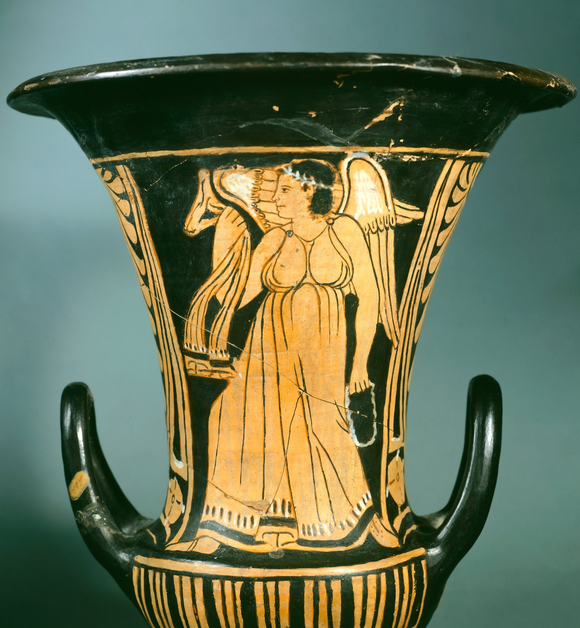 Cáliz-crátera (gran jarrón) del Pintor de Berkeley que representa un espíritu alado. Civilización Etrusca, siglo IV a.C. de Etruscan