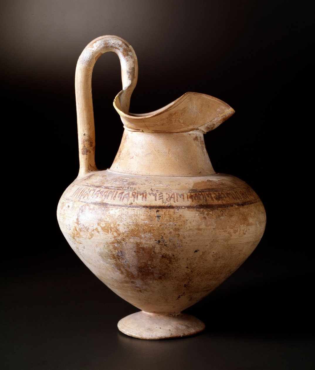 Civilización etrusca: oinochoe de terracota en forma de pájaro, 600 a.C. Dim 23,8 cm. Del sitio de Bisenzio de Etruscan