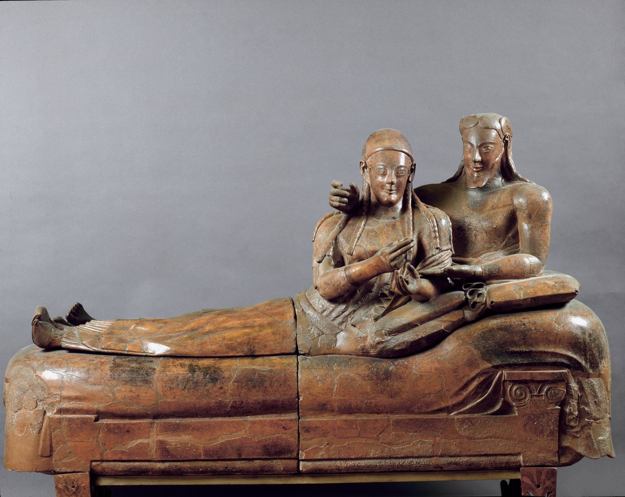 Las novias Grupo tallado (sarcófago de terracota de Cerveteri. Siglo VI a.C.) de Etruscan