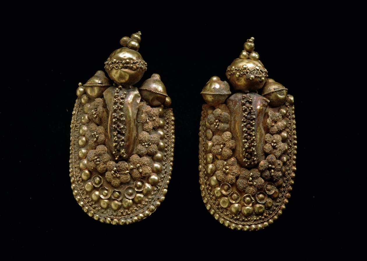 Arte etrusco: pendientes de oro Dim 6 cm. Florencia, Museo Arqueológico de Etruscan Etruscan
