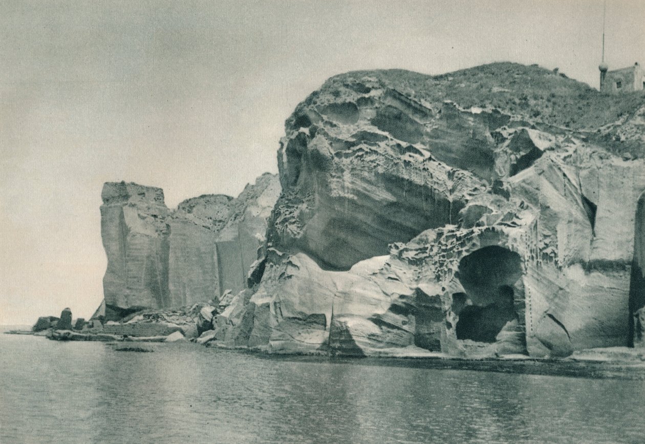 Entrada a un manantial de azufre, Ischia, Italia, 1927 de Eugen Poppel