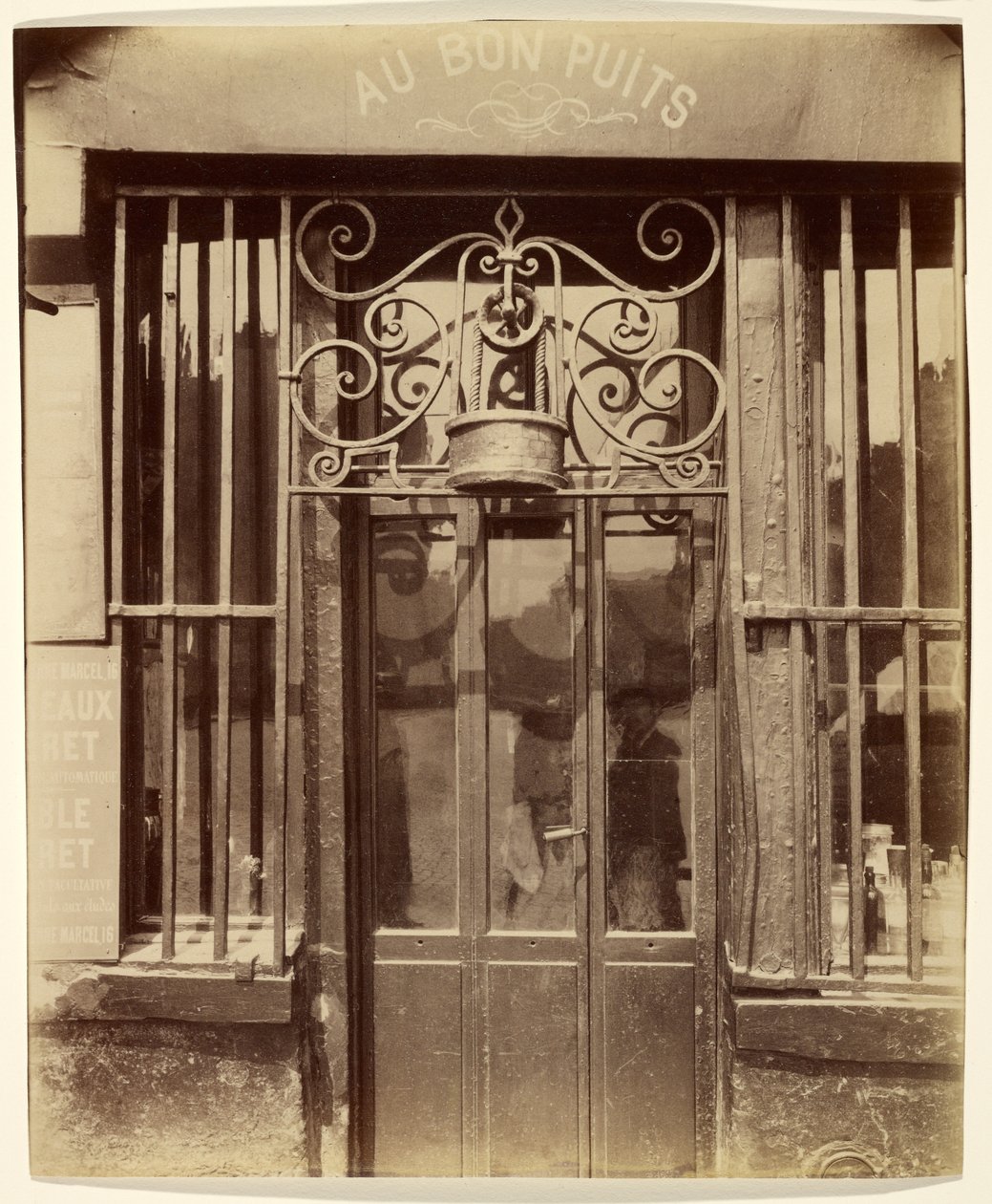 En el buen pozo, rue Michel Le Conte, 36 (III distrito) de Eugène Atget