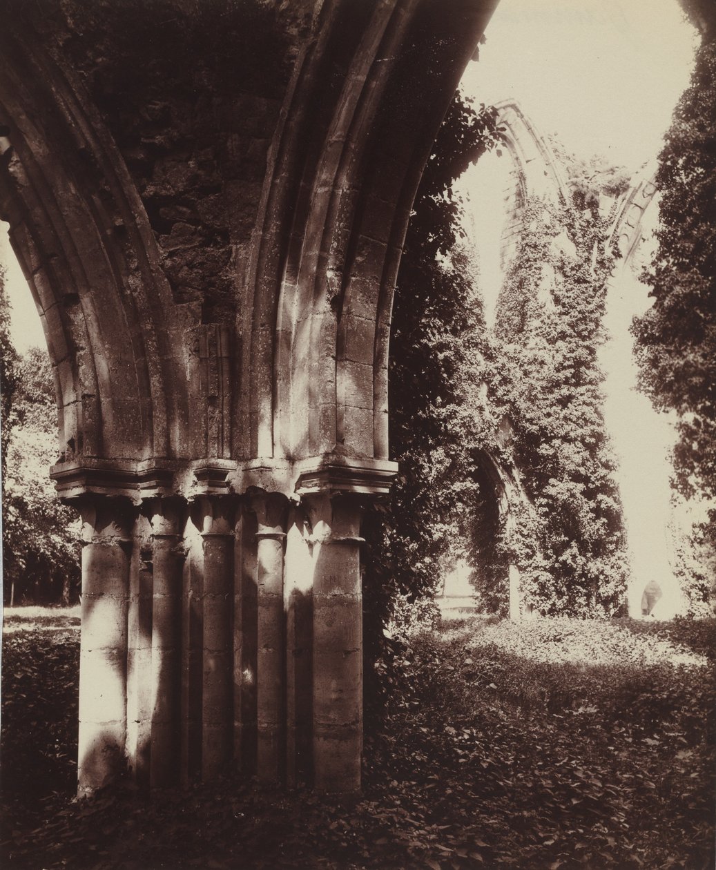 Dammarie-les-Lys, ruinas,1910 (foto) de Eugène Atget