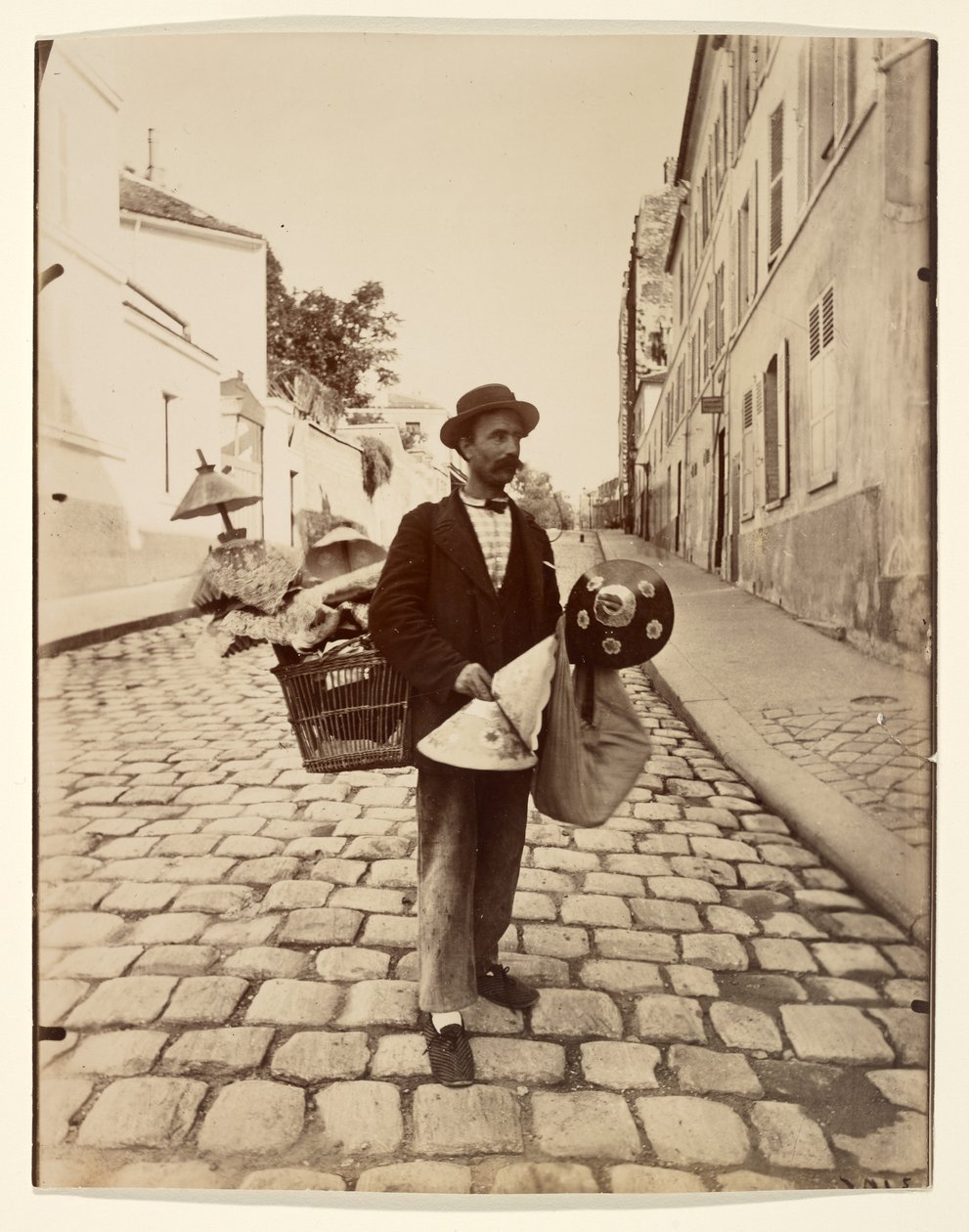 Vendedor de pantallas de lámpara de Eugène Atget