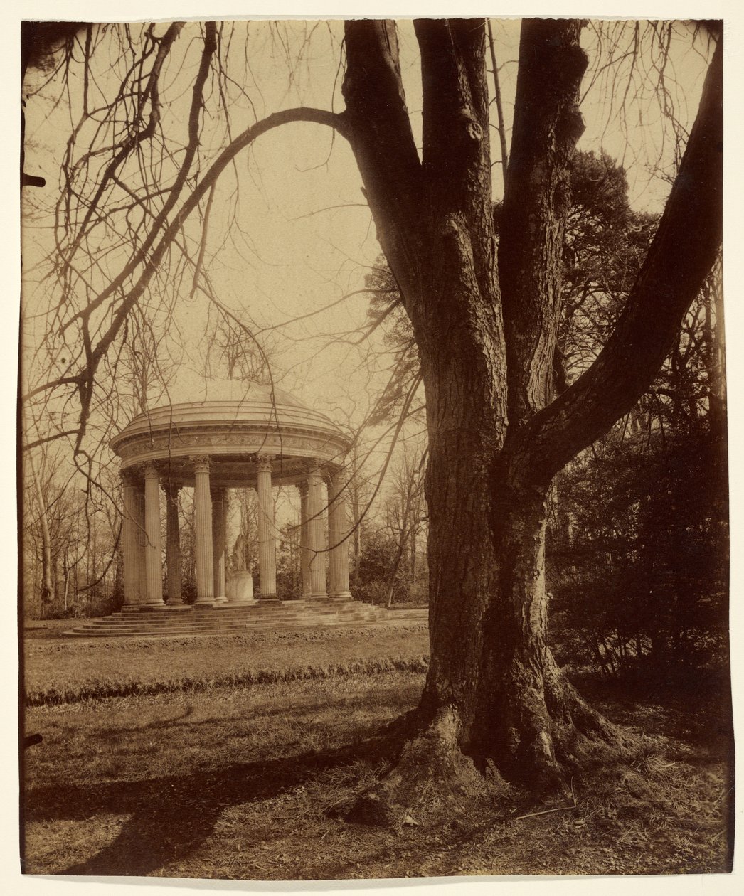 Petit Trianon (El Templo del Amor, Petit Trianon) de Eugène Atget