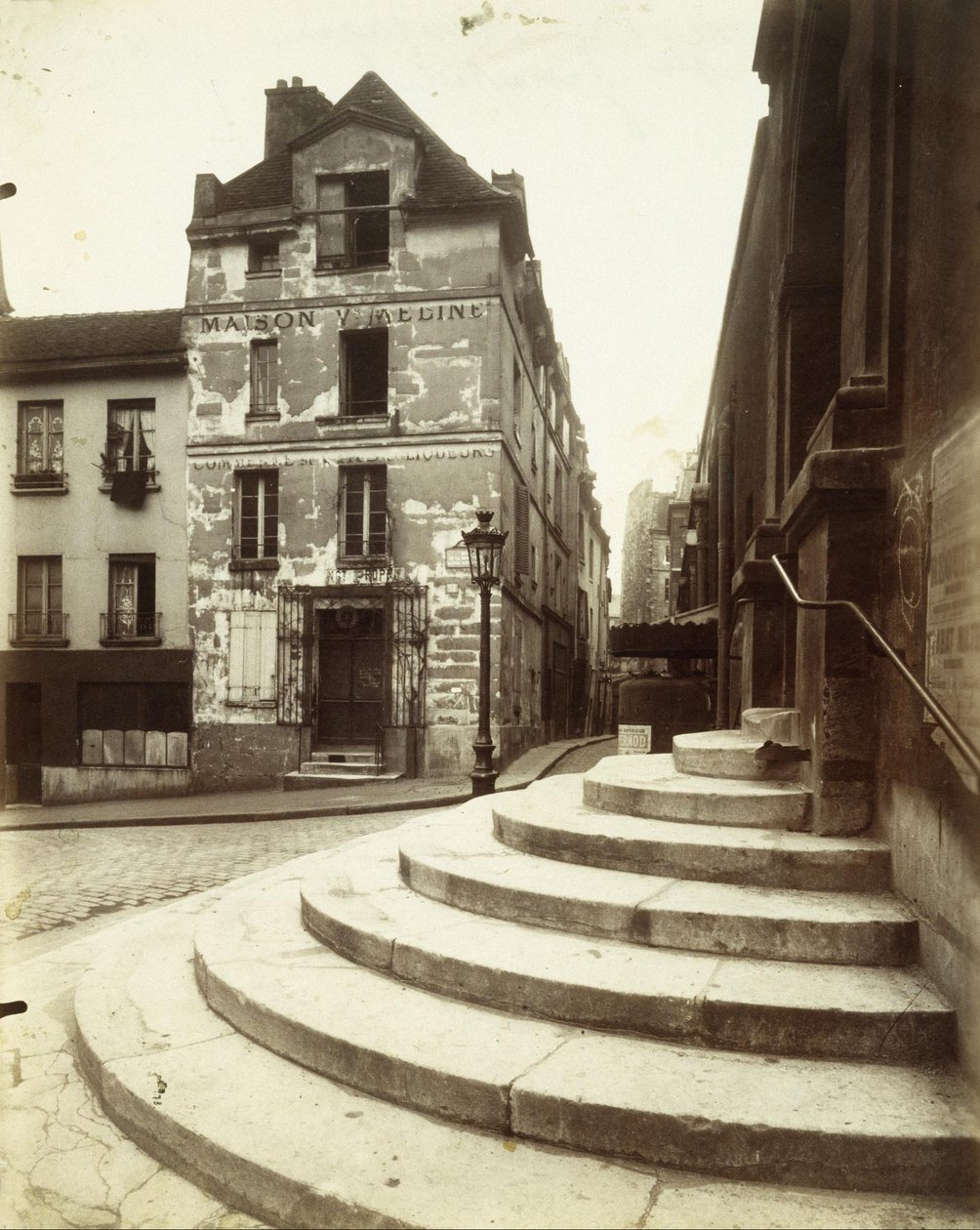 Rue de la Montagne-Sainte-Geneviève de Eugène Atget