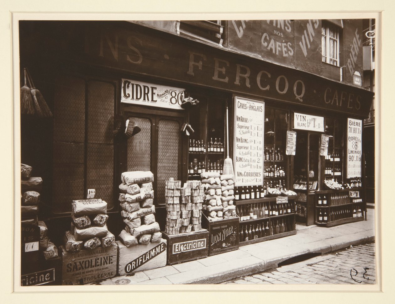 frente de la tienda de Eugène Atget