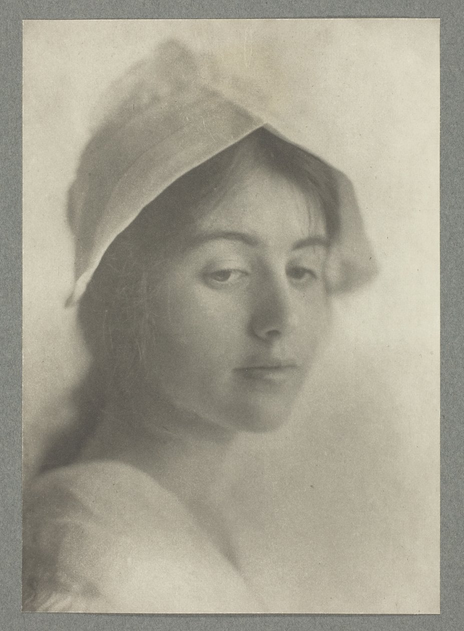 Una Cabeza de Estudio de Eva Lawrence Watson Schutze