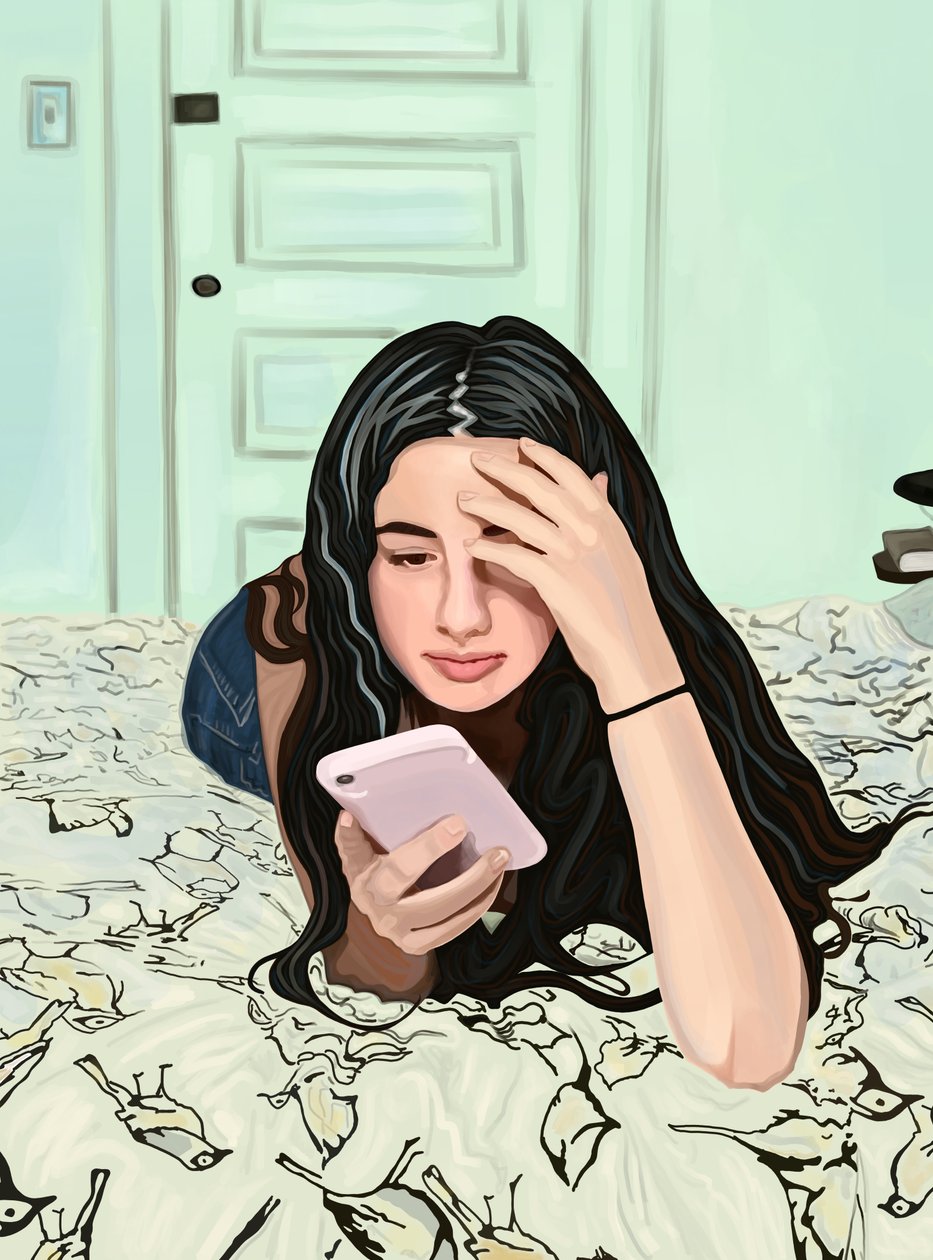 Chica en la cama mirando el teléfono inteligente (arte digital) de Evan Sklar
