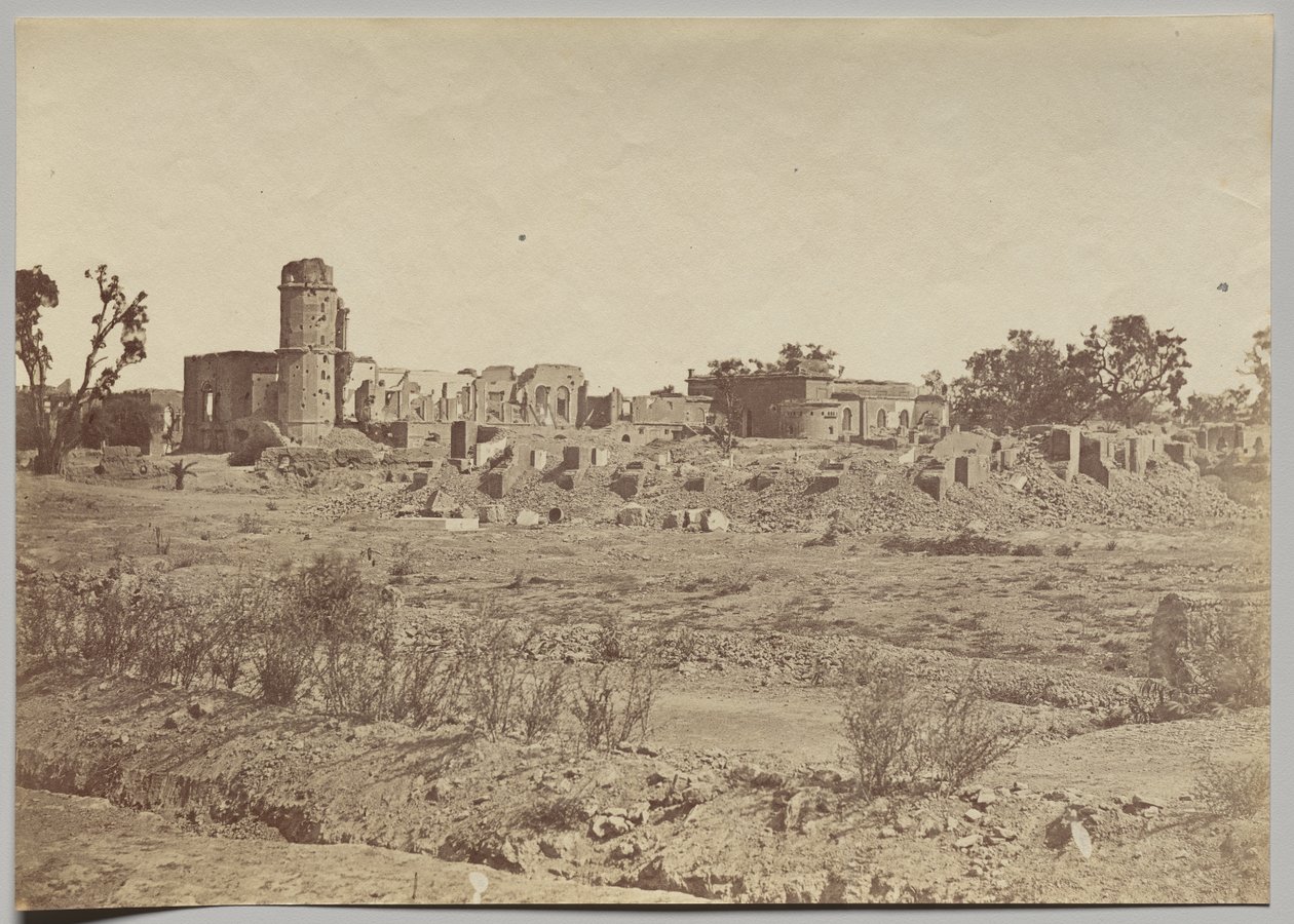 El cementerio y la residencia en la distancia de Felice A. Beato
