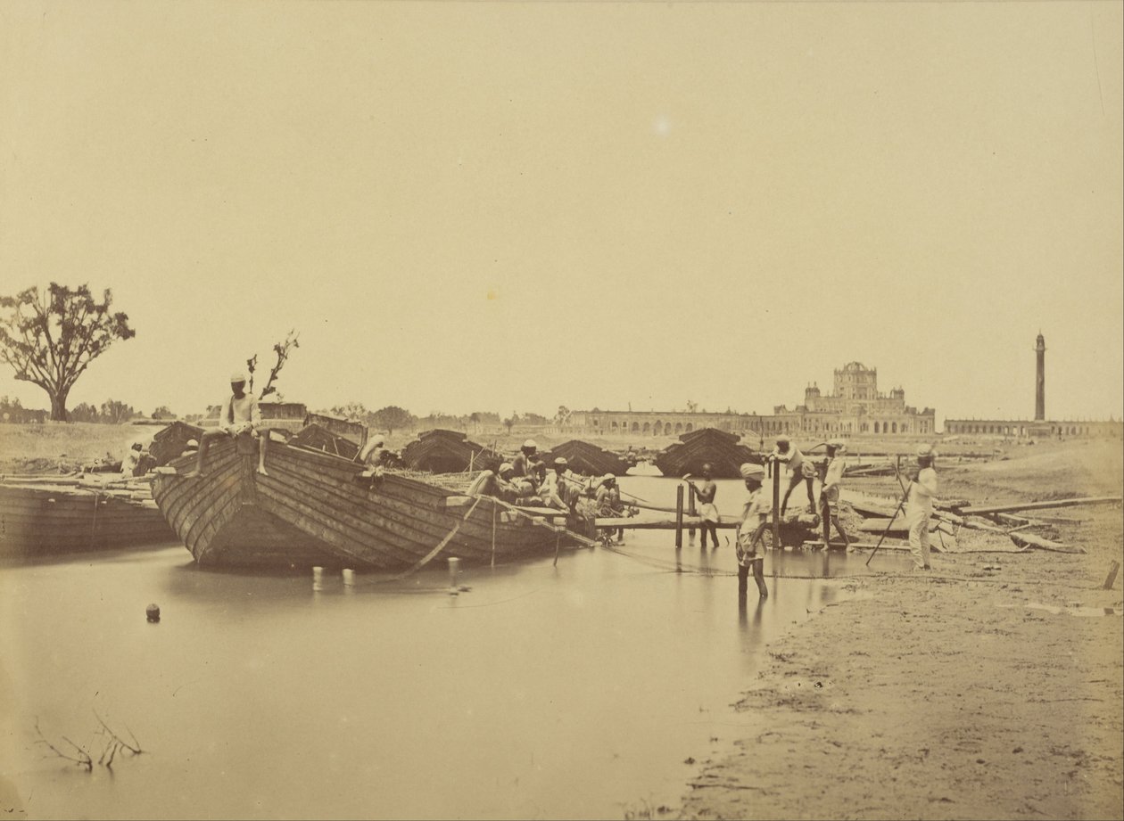 Puente de Barcos Bajo el Colegio Martinière en el Río Gomti de Felice Beato