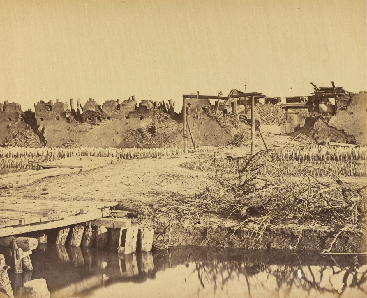 Exterior del fuerte norte mostrando la entrada inglesa 21 de agosto de 1860 de Felice Beato