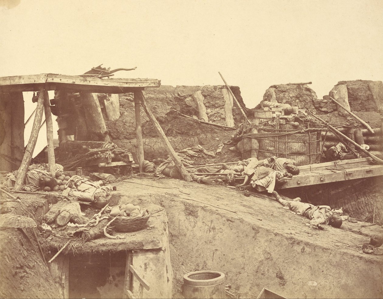 Interior de la entrada inglesa al fuerte norte el 21 de agosto de 1860 de Felice Beato