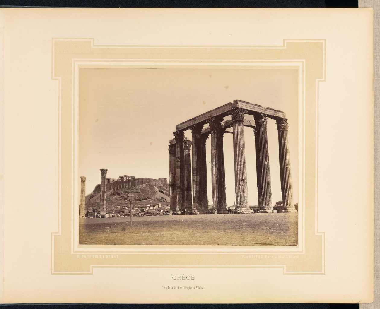 Grecia: Templo de Júpiter Olímpico en Atenas de Félix Bonfils