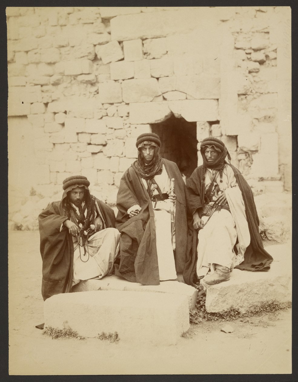 Grupo de tres jeques beduinos de Félix Bonfils
