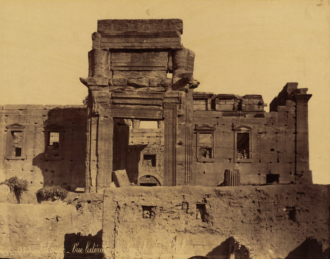 Restos del Templo del Sol en Palmira, Siria de Félix Bonfils