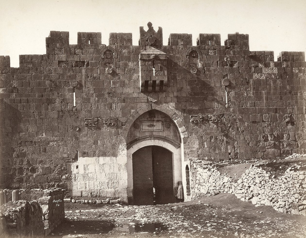 La Puerta de San Esteban en Jerusalén de Félix Bonfils