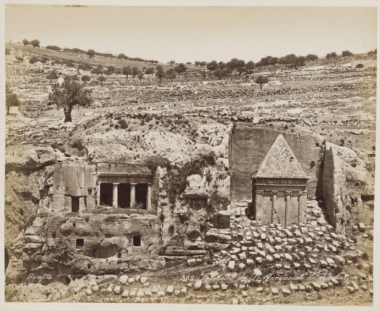 Tumba de San Jacques de... n.º 309 de Félix Bonfils