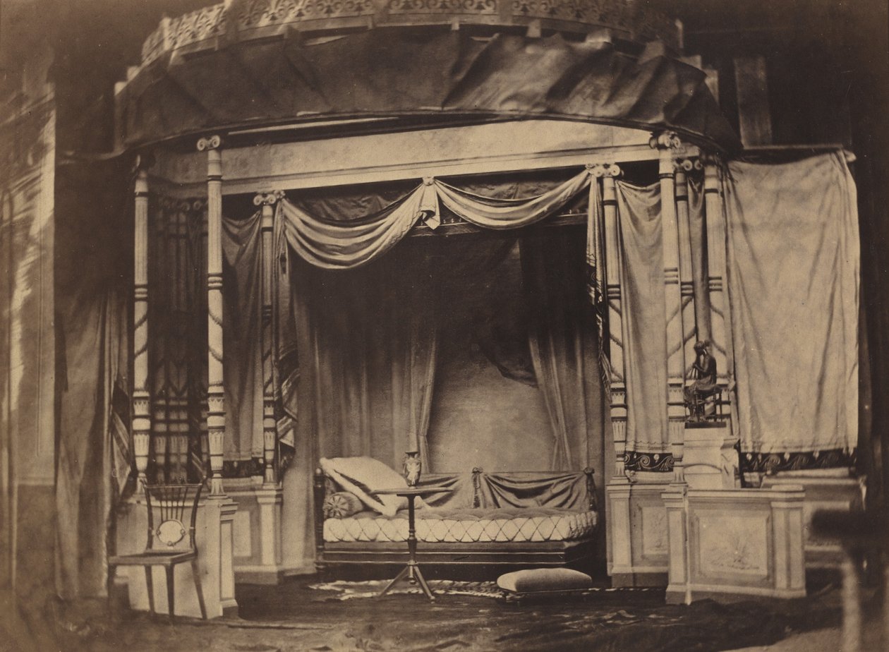 Dormitorio expuesto en la Exposición Universal de París de 1855,1855 (foto) de Félix Jacques Antoine Moulin