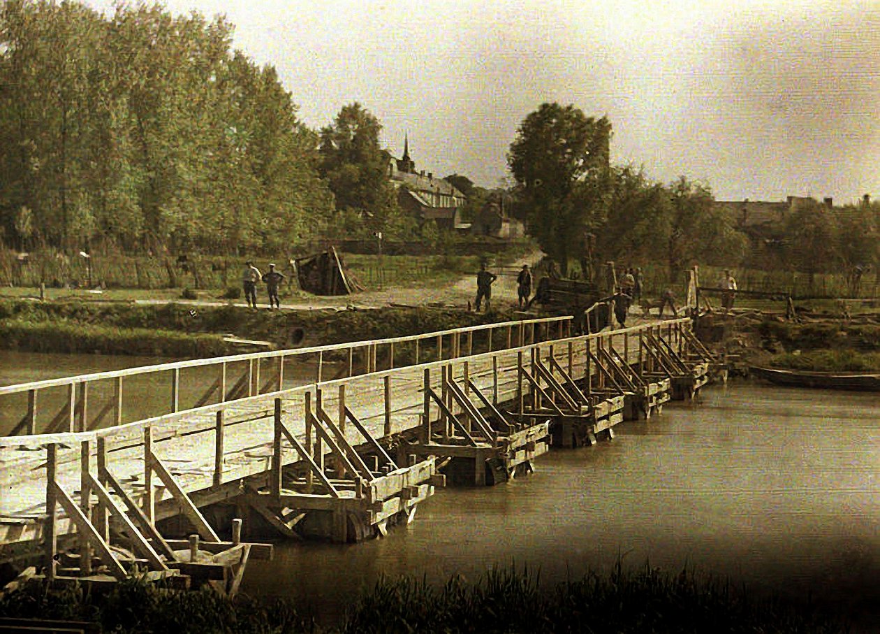 Puente de barriles sobre el Aisne, Soissons, Francia, 1917 de Fernand Cuville