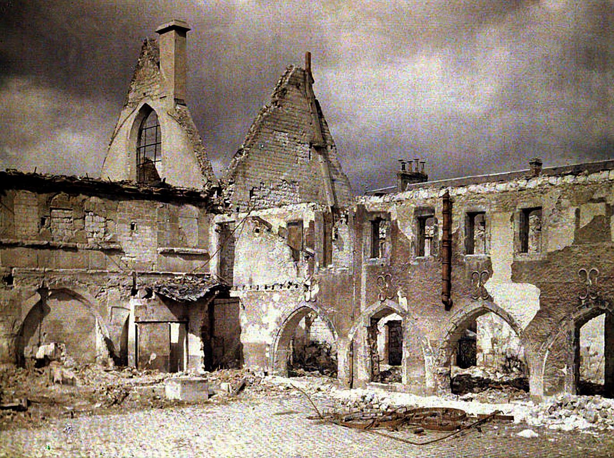 Claustro del Convento de los Cordeliers, Reims, Marne, Francia, 1917 de Fernand Cuville