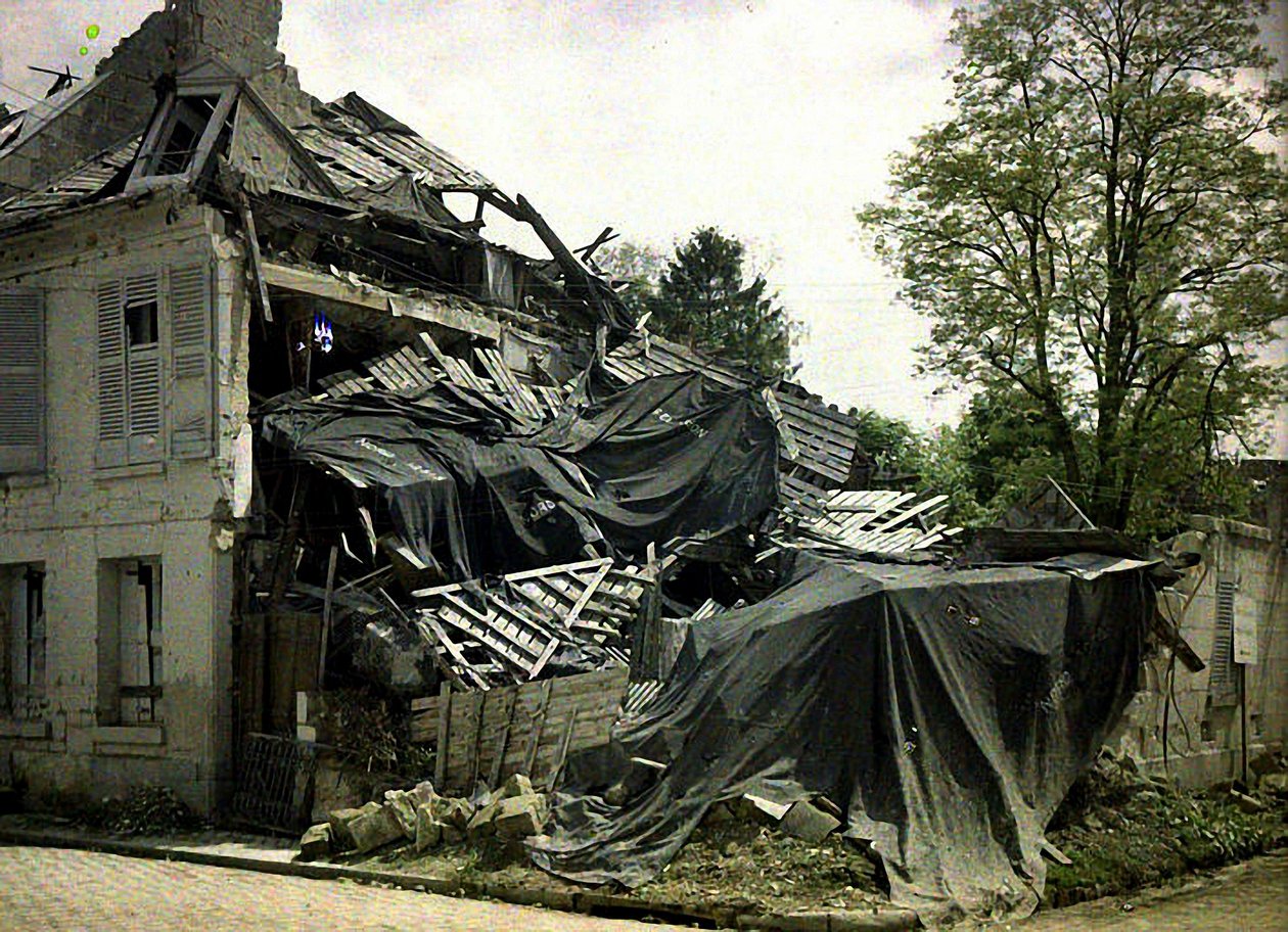 Esquina de la rue des Minimes, Soissons, Aisne, Francia, 1917 de Fernand Cuville