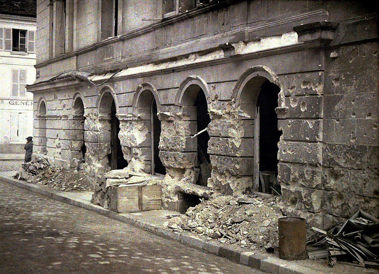 Soissons, después del bombardeo del 5 de julio, Aisne, Francia, 1917 de Fernand Cuville