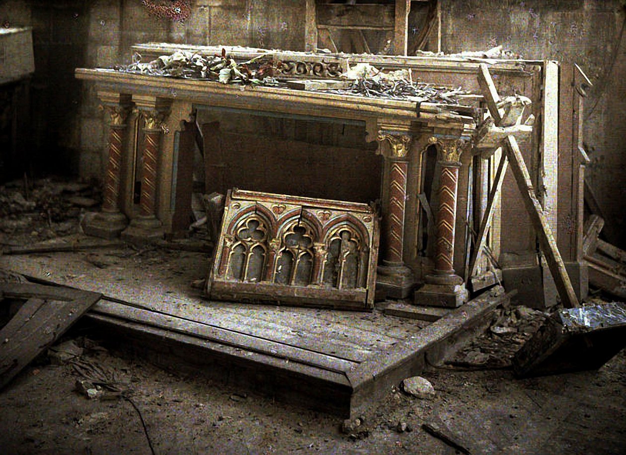 Vista del altar, Capilla de Obras, Catedral de San Gervasio y San Protasio, Soissons, Aisne, Francia de Fernand Cuville