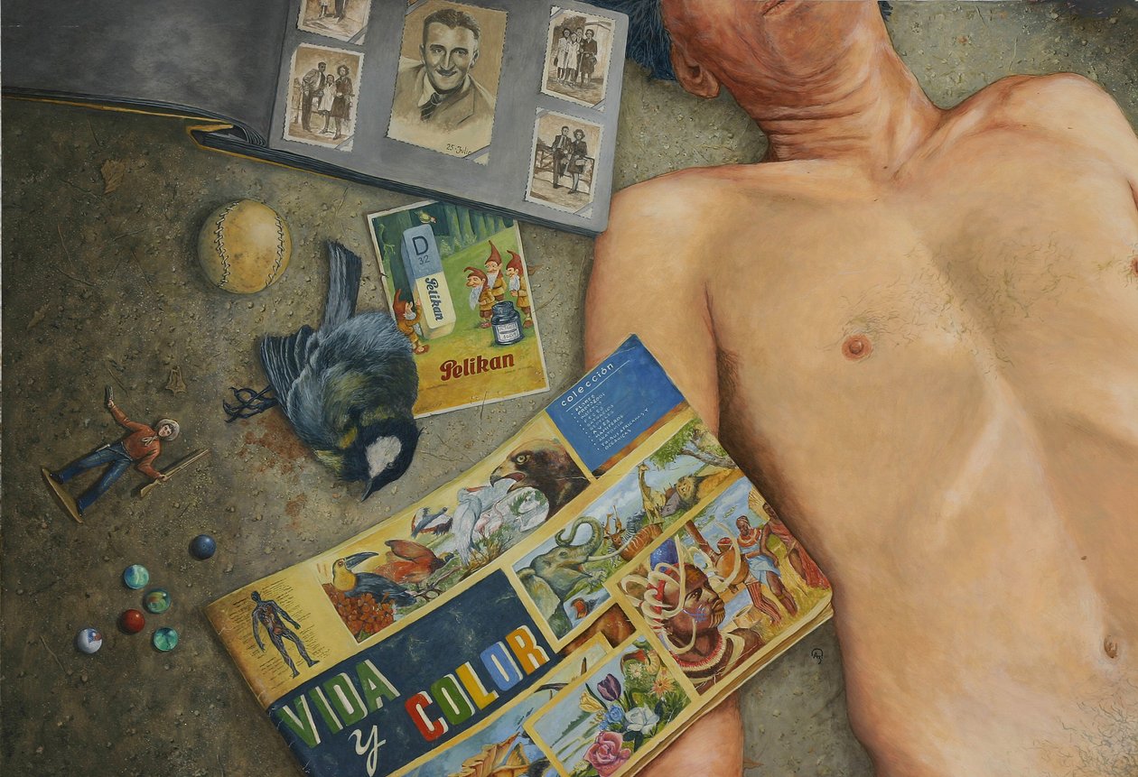Torso con objetos de Fernando Aznar Cenamor