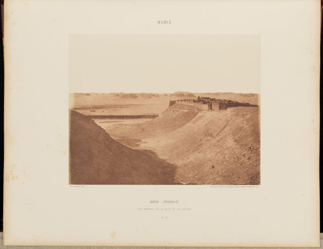 Ibrîm (Premnis). Vista general de la ciudad y el desierto de Félix Teynard