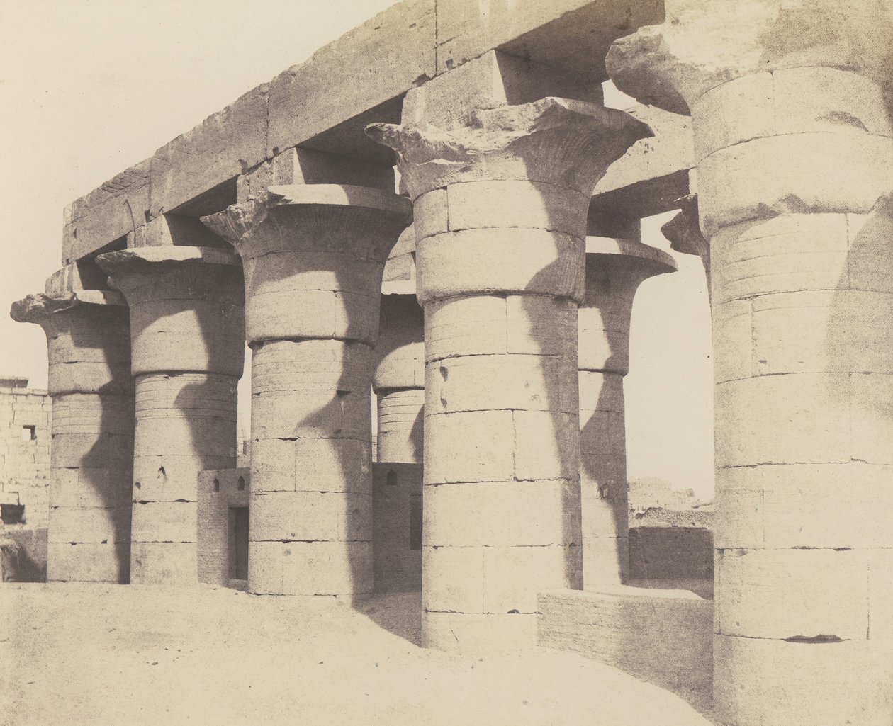 Luxor Tebas. Construcción Central - Gran Columnata de Félix Teynard