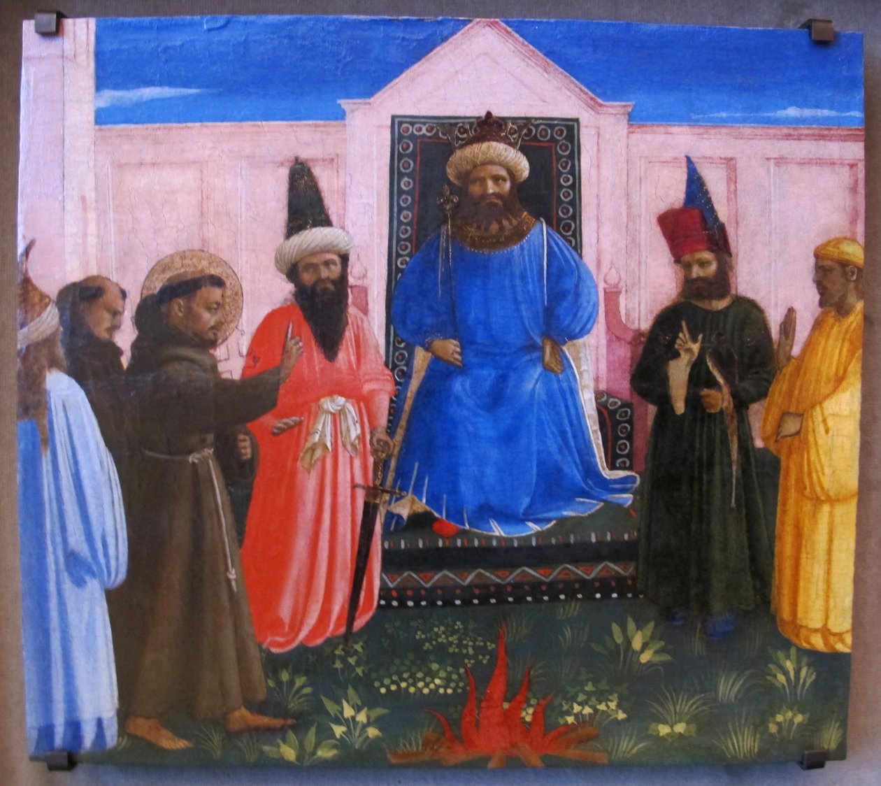 La prueba del fuego: San Francisco se ofrece a atravesar el fuego para convertir al sultán de Egipto (Legenda maior, IX, 8). de Fra Angelico