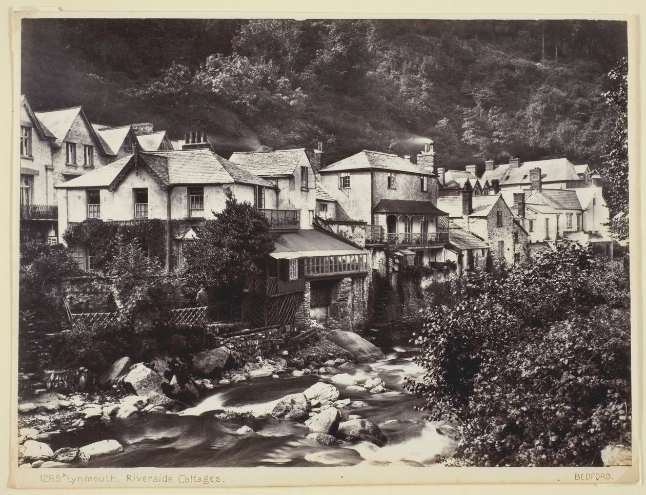 Lynmouth, Cabañas junto al río de Francis Bedford
