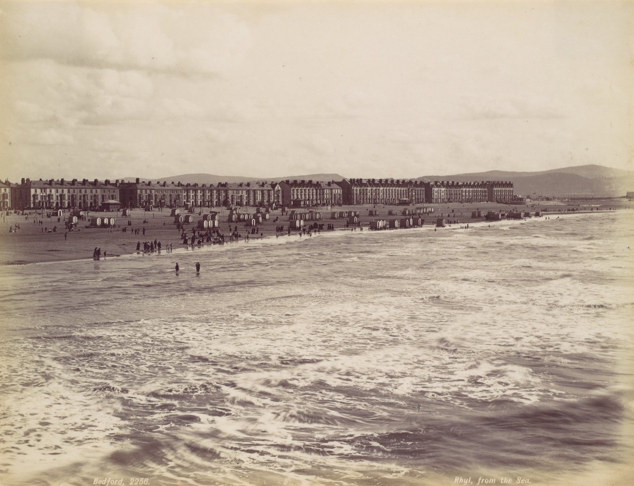Rhyl, desde el mar, 1870s de Francis Bedford